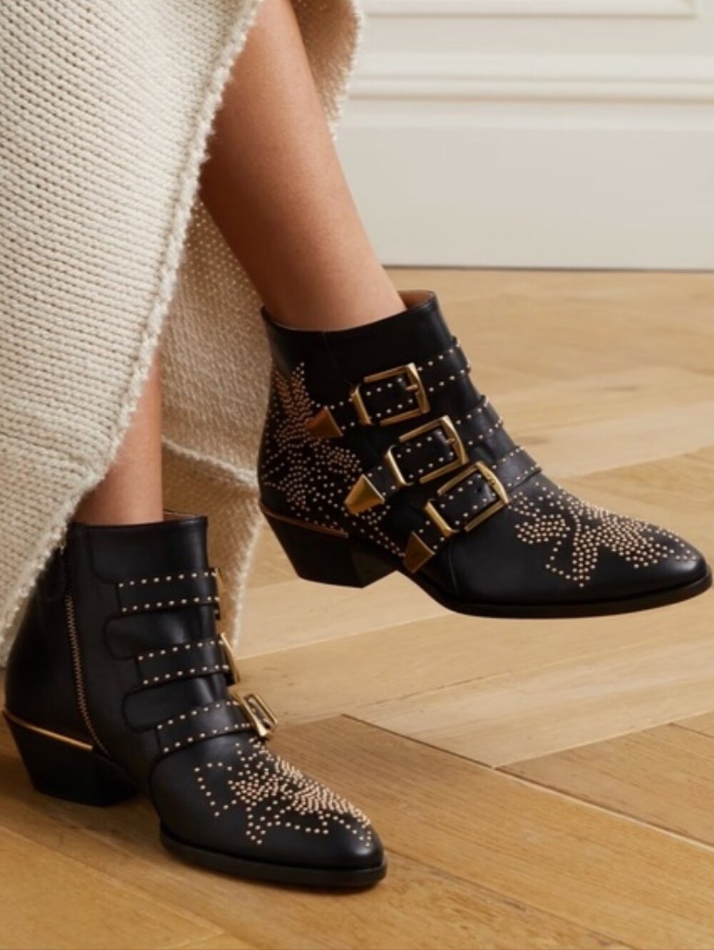 Chloe Black Silver Susanna Studded Buckle Leather Booties Size 39
